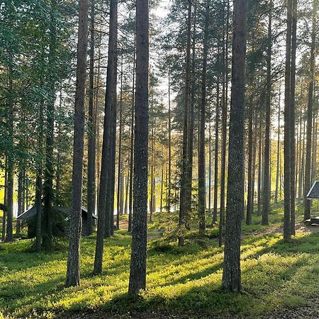 Laahtanen Camping Hotel Ristijärvi Eksteriør billede