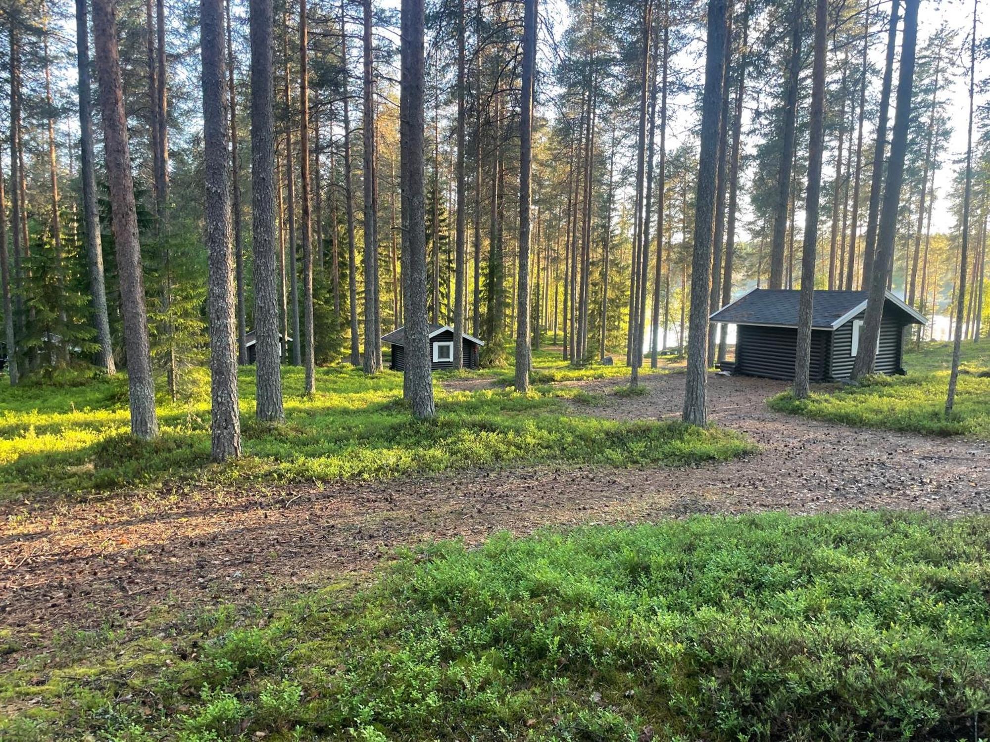 Laahtanen Camping Hotel Ristijärvi Eksteriør billede